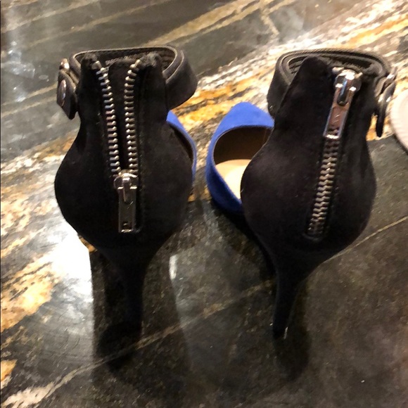 Heels - Picture 3 of 4